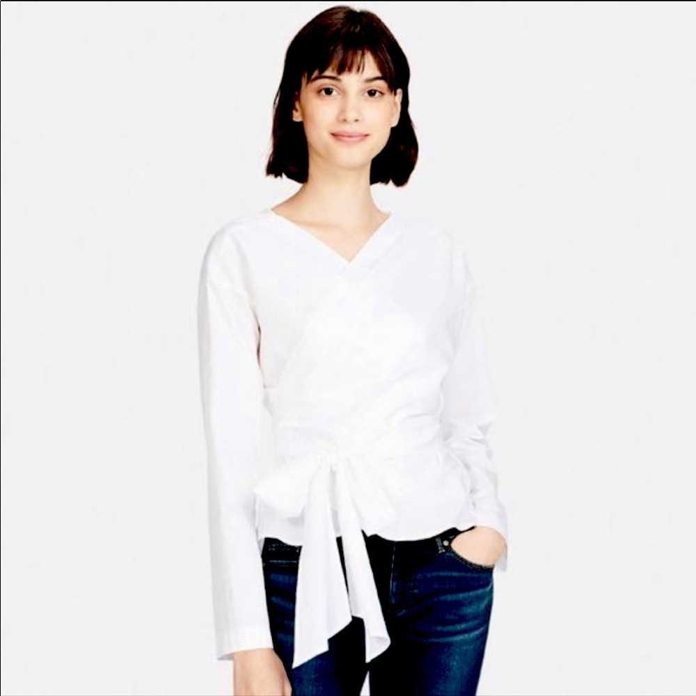 Uniqlo Reversible Wrap Blouse